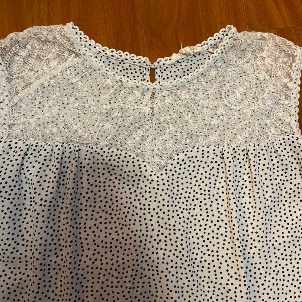 Blouse - Picture 2 of 4